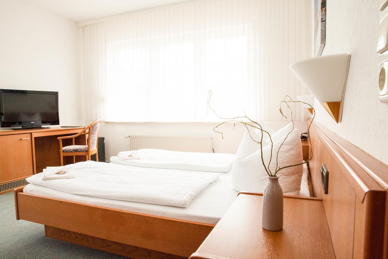 Hotel Am Meilenstein Dunkelforth 외부 사진