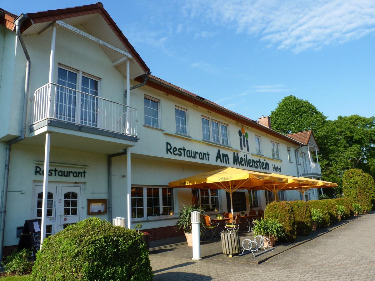 Hotel Am Meilenstein Dunkelforth 외부 사진